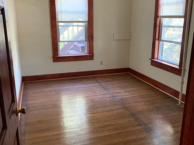 14 Beacon St #4 — Photo 5