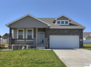 12122 S 209th Ave, Gretna, NE 68028