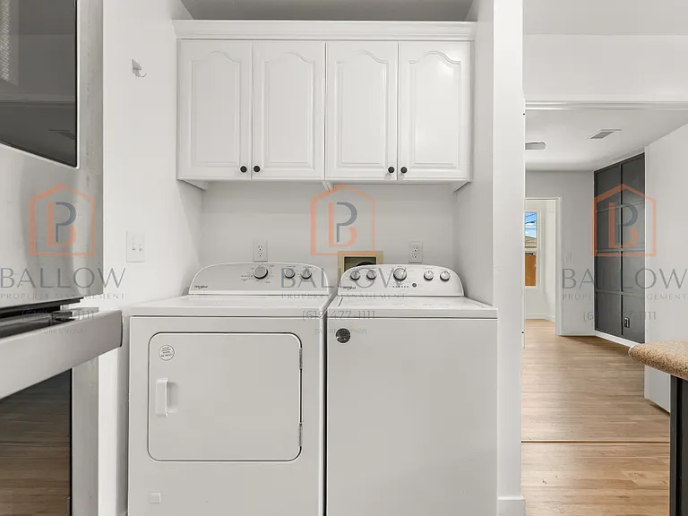 2915 Ulric St — Photo 4