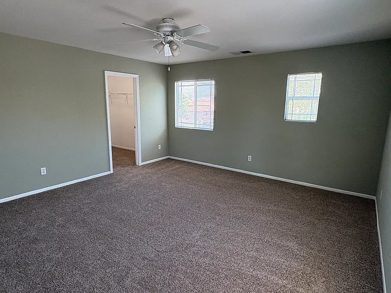 29187 Woodbine Ln — Photo 11