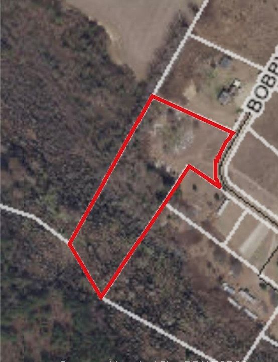 1st image of 675 Bobbys Cir