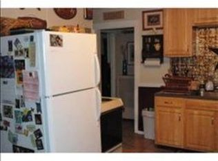 8 Connell St, Hudson, NH 03051