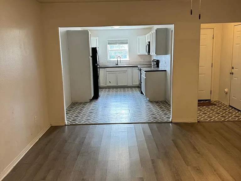 4100 SW Chasestone Ave #B — Photo 3