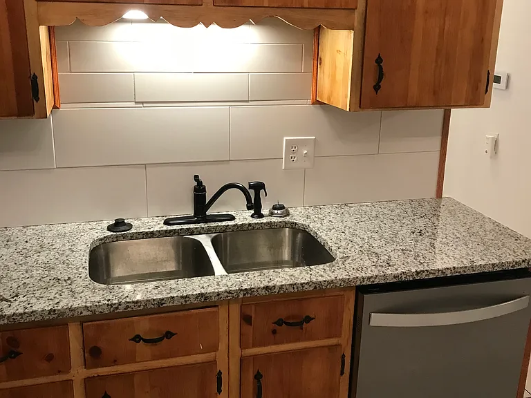 213 Anderson Ln #D — Photo 9