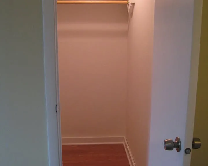 14013 N Port Washington Rd #2 — Photo 14