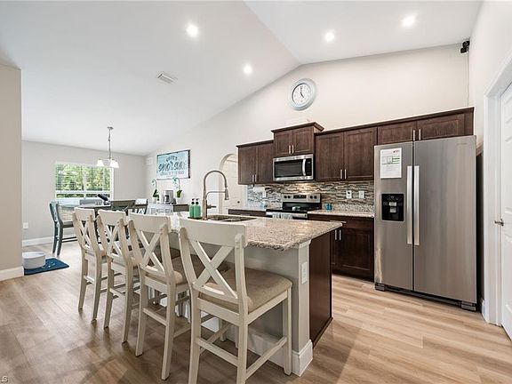 5th image of 1020 Prospect AVE