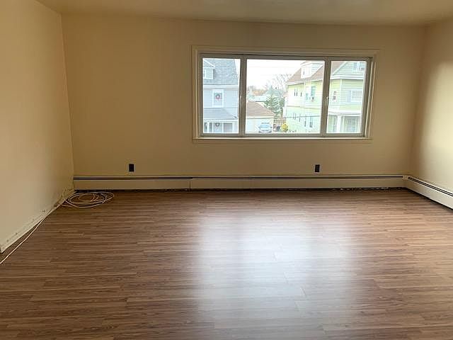 1st image of 429 S 3rd Ave Floor 2