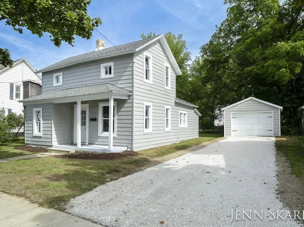 311 S Hanover St, Hastings, MI 49058