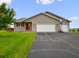 221 Glen Rd N, Watkins, MN 55389