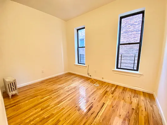 Rented by Bond New York | media 10