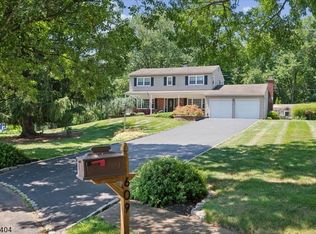 609 Plymouth Ct, Branchburg, NJ 08876