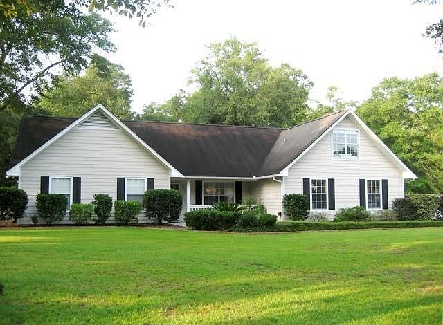 1st image of 29 Christine Dr