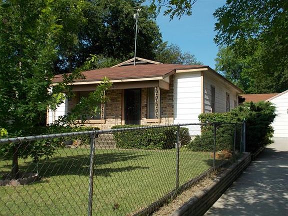 2nd image of 2813 Skyline Dr