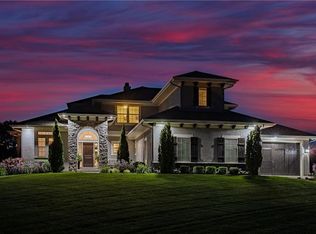 3290 W 196th St, Stilwell, KS 66085