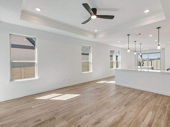 7th image of this home
