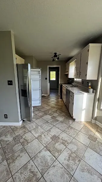 3 bed, 1150 sqft, $1,400 — Photo 4