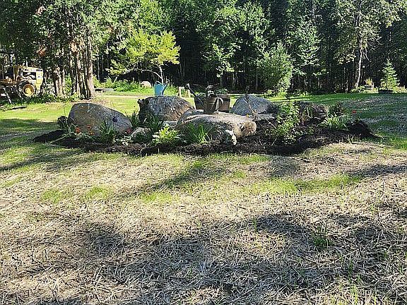 2nd image of 478 River Rd