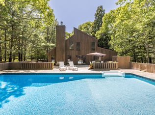 32 Quarty Cir, East Hampton, NY 11937