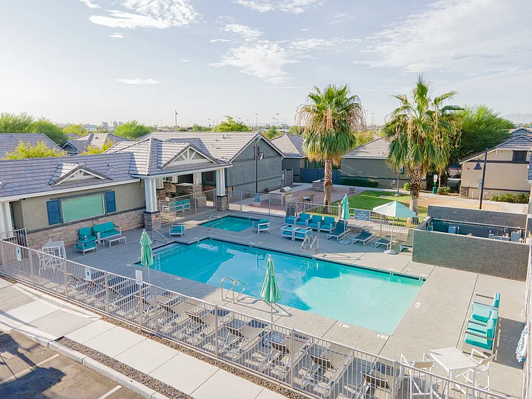 Villas on Olive — Photo 19