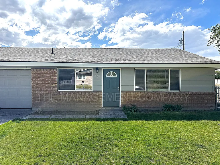 1949 Alta Dr — Photo 1