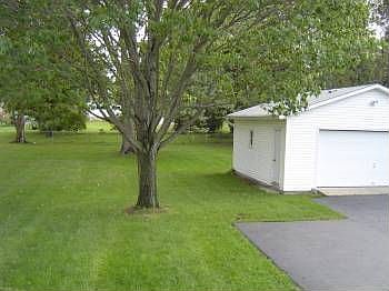 2nd image of 25281 Hall Dr