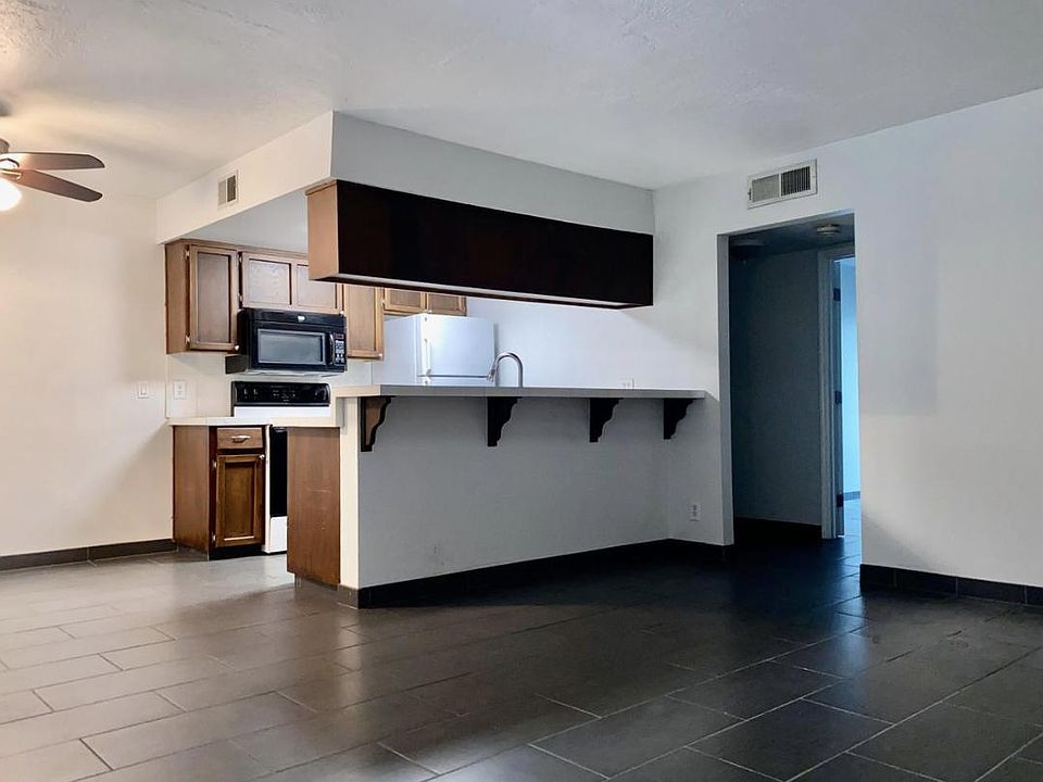 1st image of 2228 E Campbell Ave APT 133