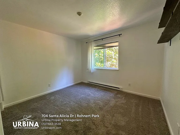 704 Santa Alicia Dr — Photo 16