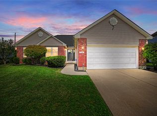 2396 Ferndown Dr, Miamisburg, OH 45342