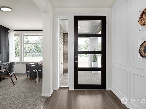4th image of 5447 Lonicera Drive