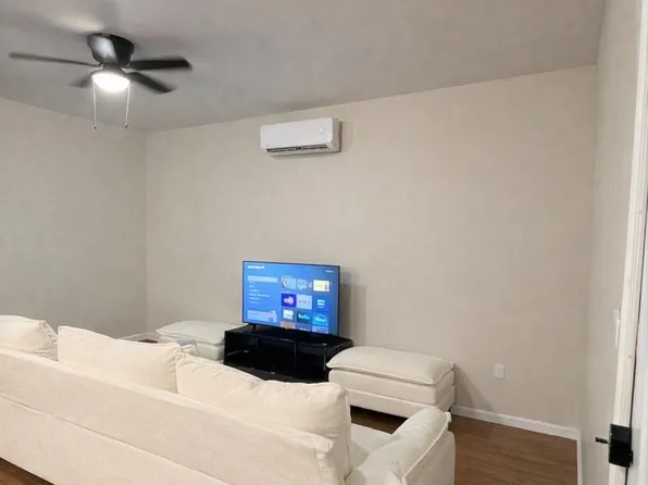 (undisclosed Address), Hammond, LA 70403