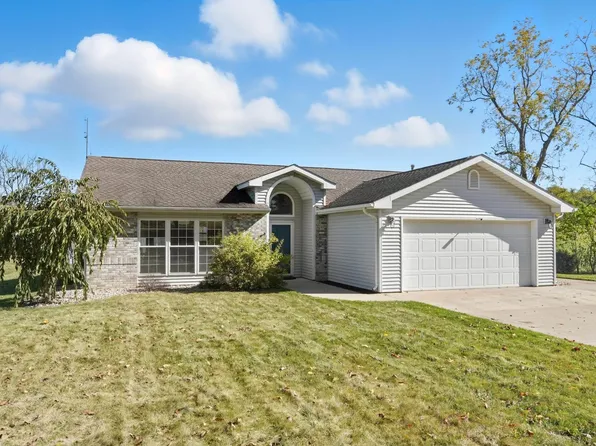 712 Taylor Ln, Albion, IN 46701