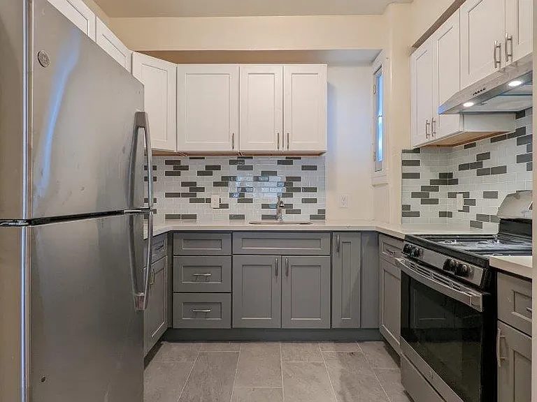 2423 Blake Street — Photo 1