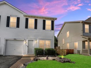 375 Reston Cir, Romeoville, IL 60446