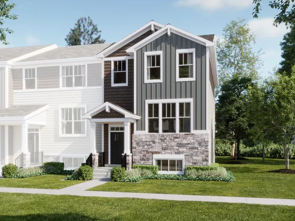 413 Red Oak Cir, Volo, IL 60020