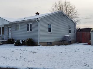 34 Plymouth Dr, Tonawanda, NY 14150