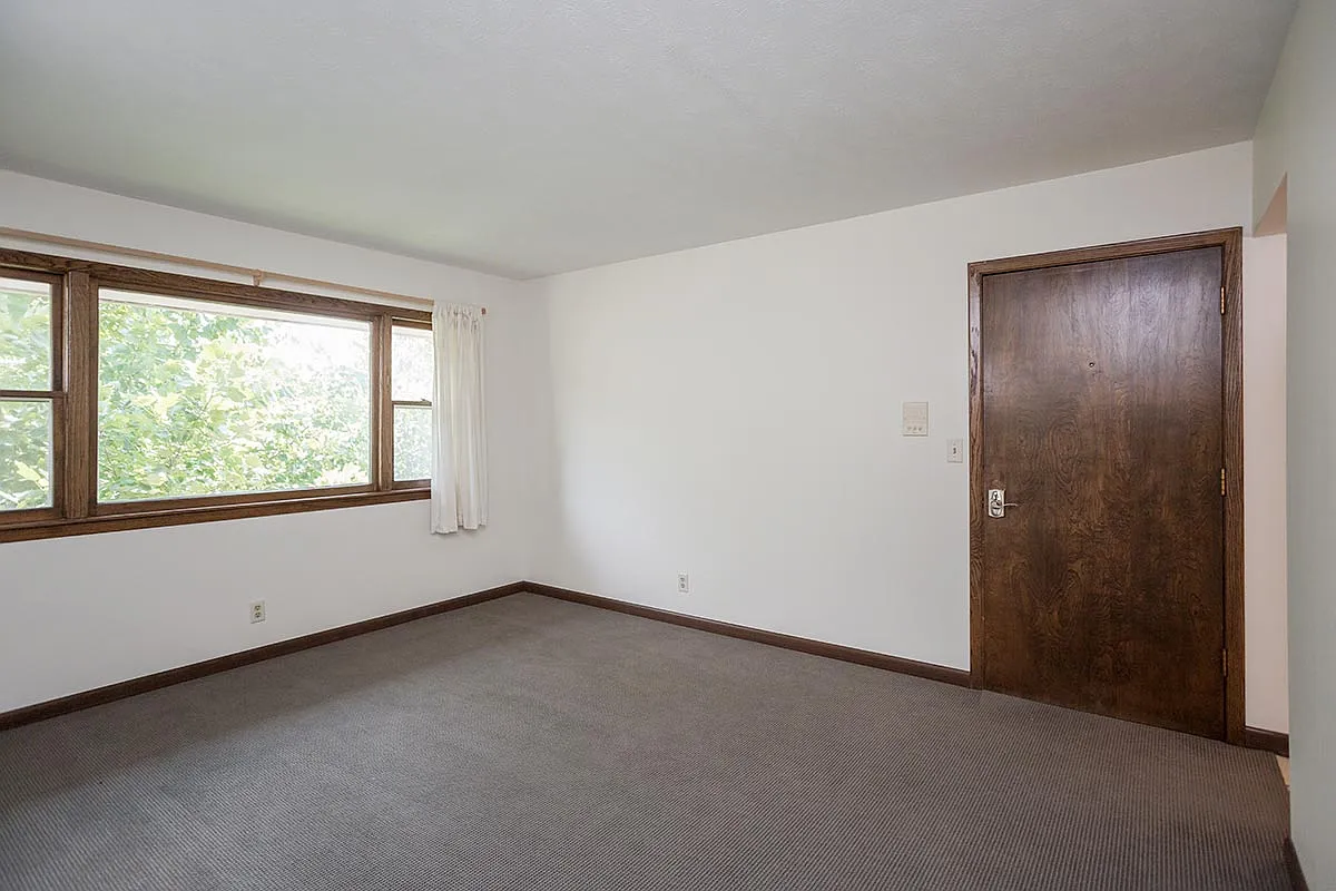Building Photo - 2436 C St #3