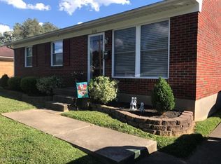 5610 Alicante Ln, Louisville, KY 40272