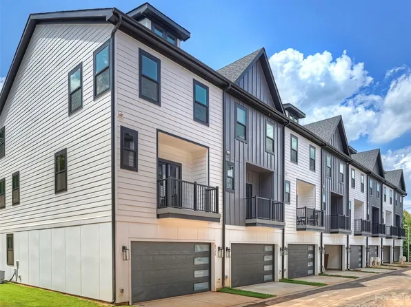 9111 Galleria Dr, Charlotte, NC 28270