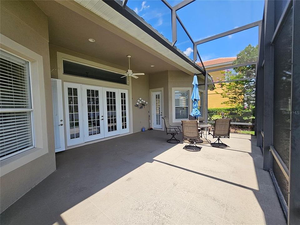 2nd image of 1206 Saint Albans Loop