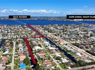 805 Miramar Ct, Cape Coral, FL 33904