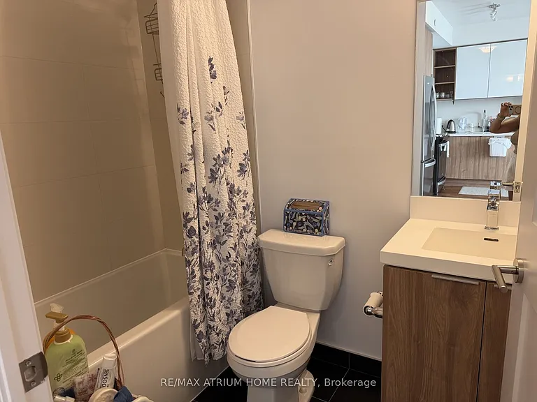 25 Holly St #1708 — Photo 8