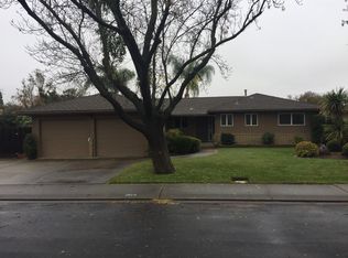 1824 Rossmoor Way, Modesto, CA 95355