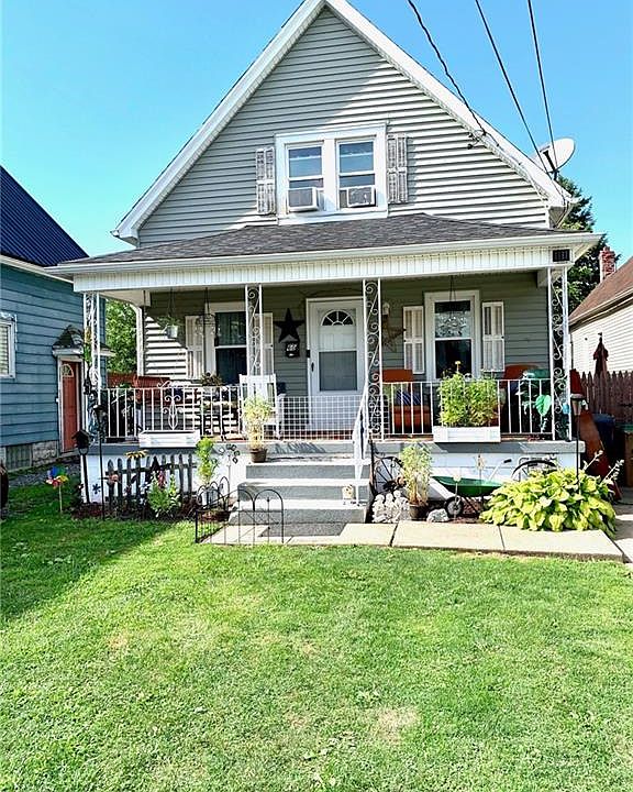1st image of 60 Edna Pl