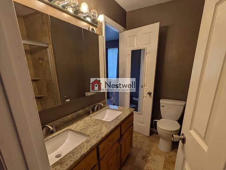 1637 W Crystal Ridge Dr — Photo 11