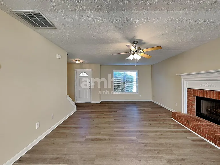 90 Adams Lake Ct — Photo 6
