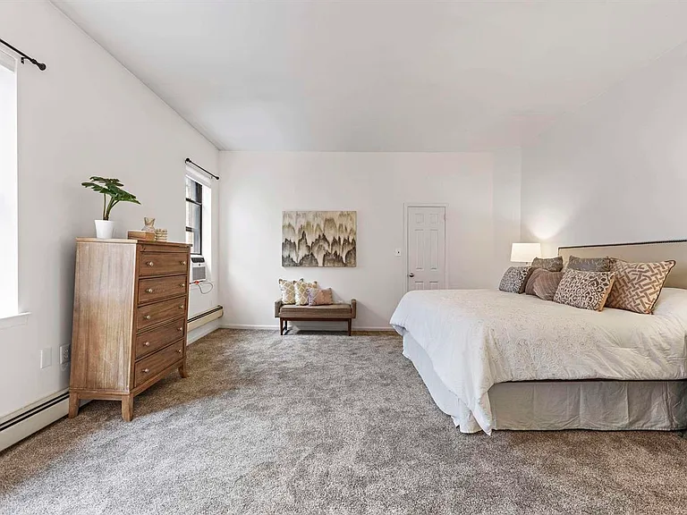 2787 Kennedy Blvd #507 — Photo 9