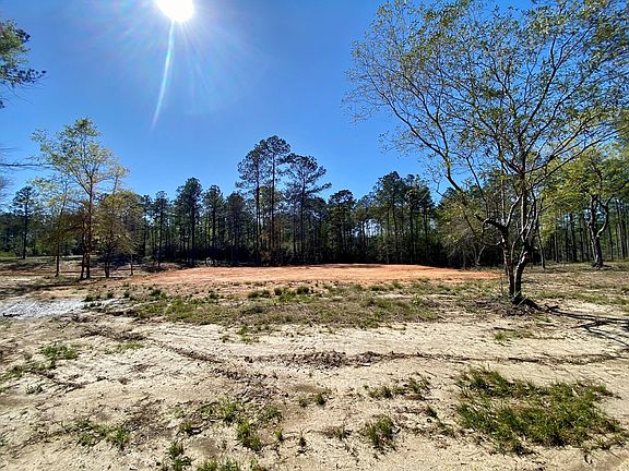 3rd image of 10 Monarch Cir