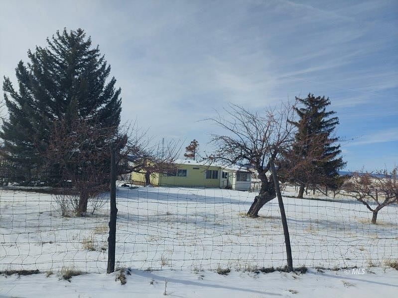 45111 Highway 395 B, Davis Creek, CA 96108 Zillow