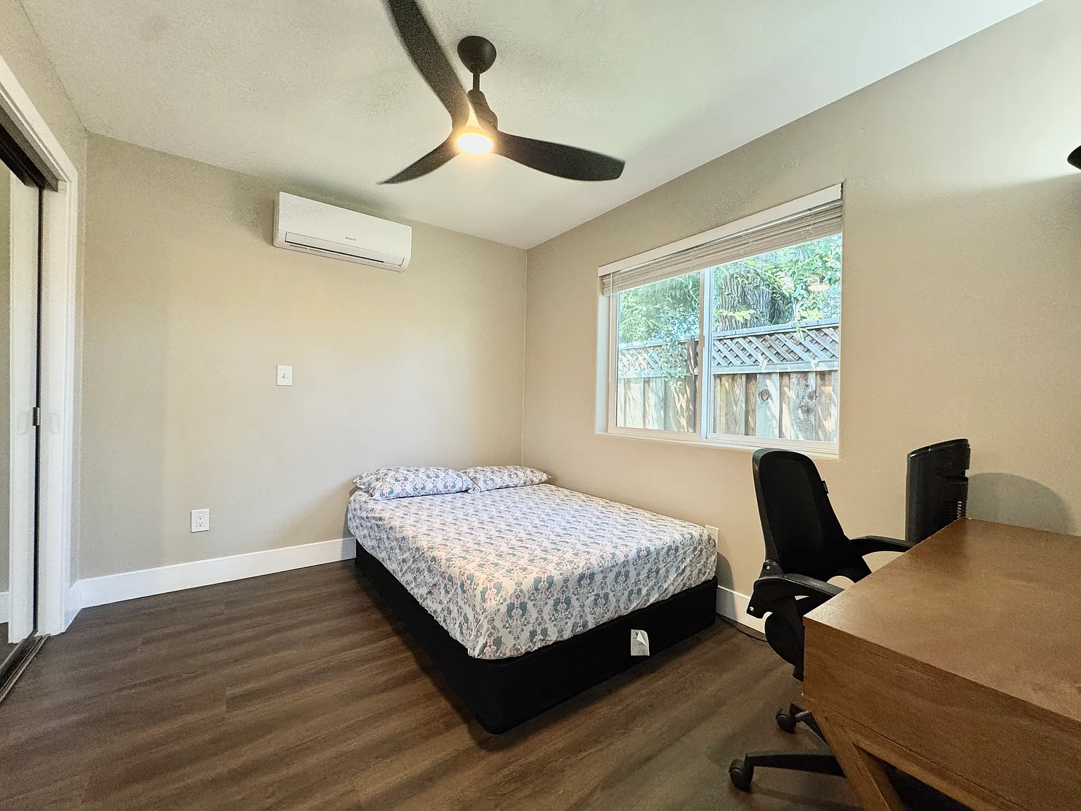 2 bed, 674 sqft, $3,500 — Photo 2