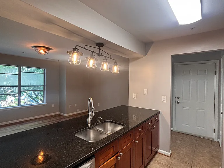 14201 Wolf Creek Pl #6 — Photo 2